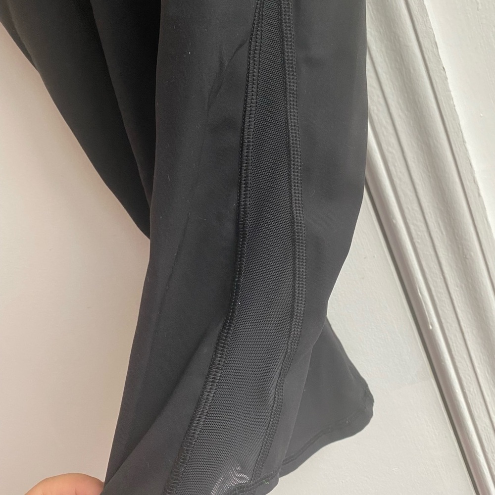 Lululemon Train Times Crop Mesh Leggings Pants Black size 2 - Picture 3 of 7